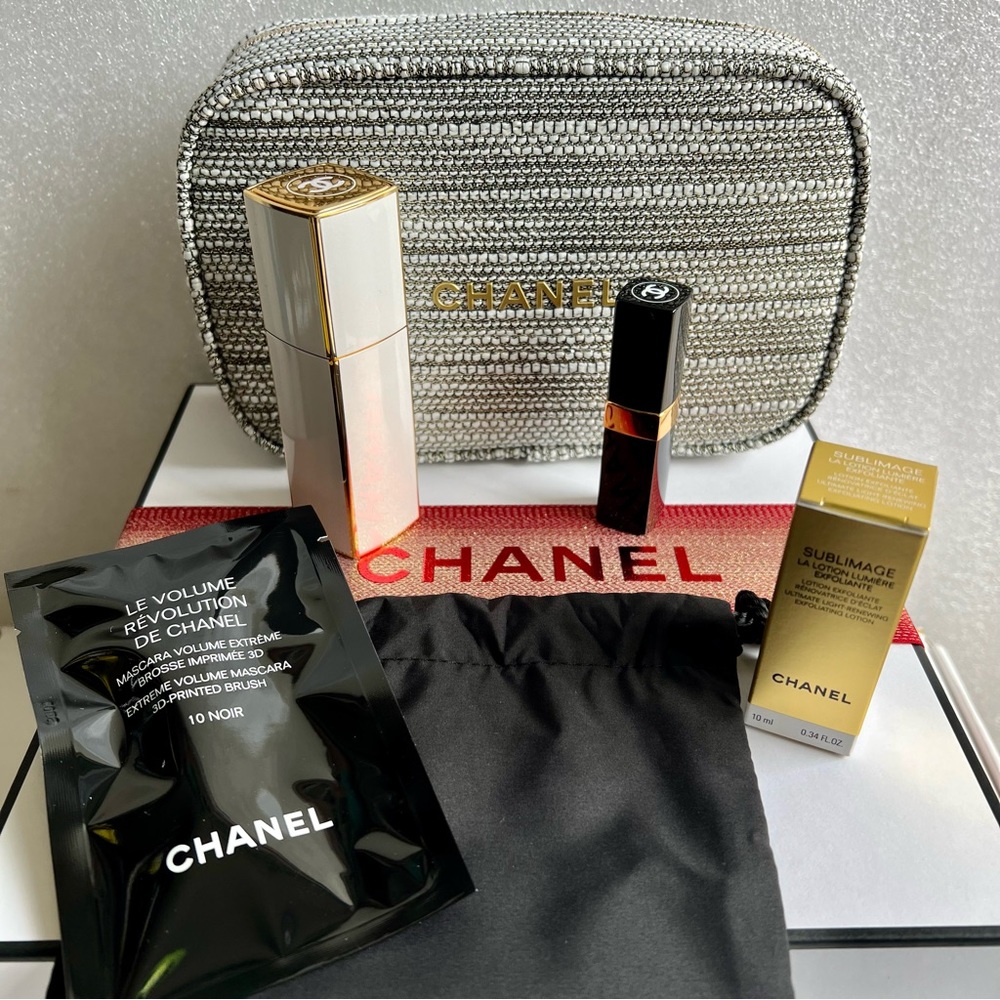 Chanel beauty set 2022 tweed bag Lip & fragrance Mademoiselle